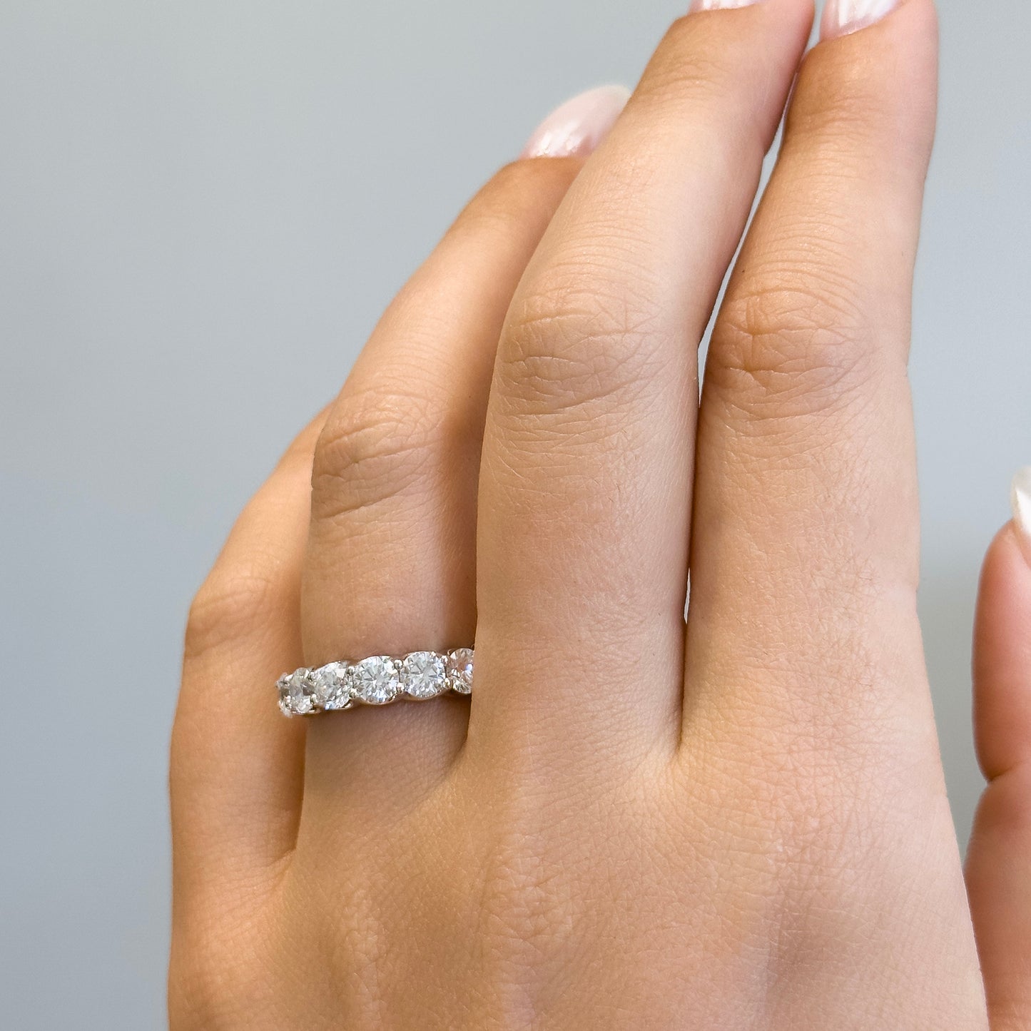 Round Cut Diamond Eternity Band (large)