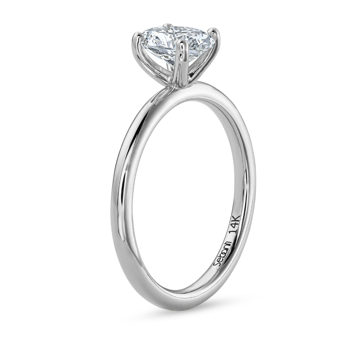 Oval Cut Diamond Engagement Ring
